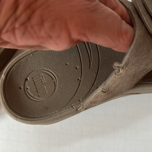 Fit Flops Florrie Putty Leather Toe Post - Picture 7 of 13